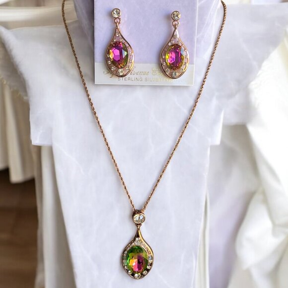 FAC Swarovski Teardrop Crystal Necklace & Earrings Set - Picture 1 of 10